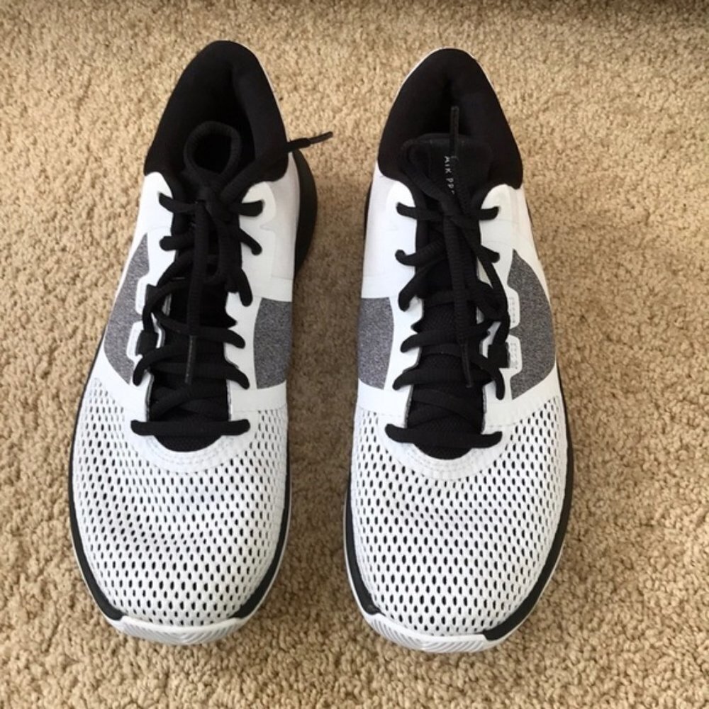 NIKE precision II white/Black Sz 6.5 sneakers